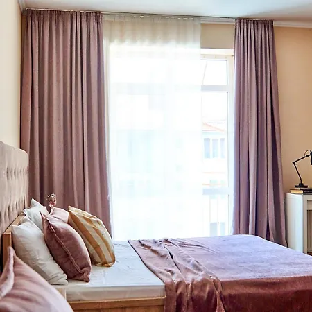 Apartment без відключень світла! елегантні люкс в центрі мукачева Mukacheve