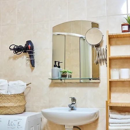 без відключень світла! елегантні люкс в центрі мукачева Moekatsjeve